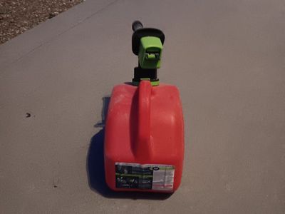 SureCan 2.2 Gallon Gas Can – Easy Pour Thumb Trigger