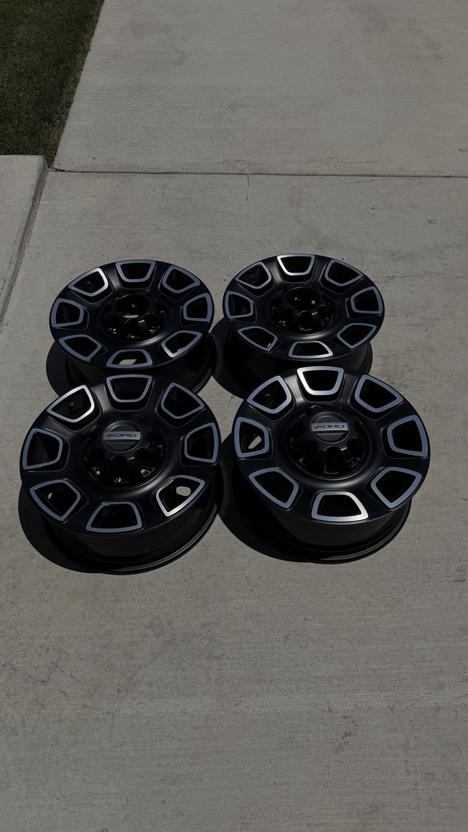 Ford F350 Rims 20” almost new