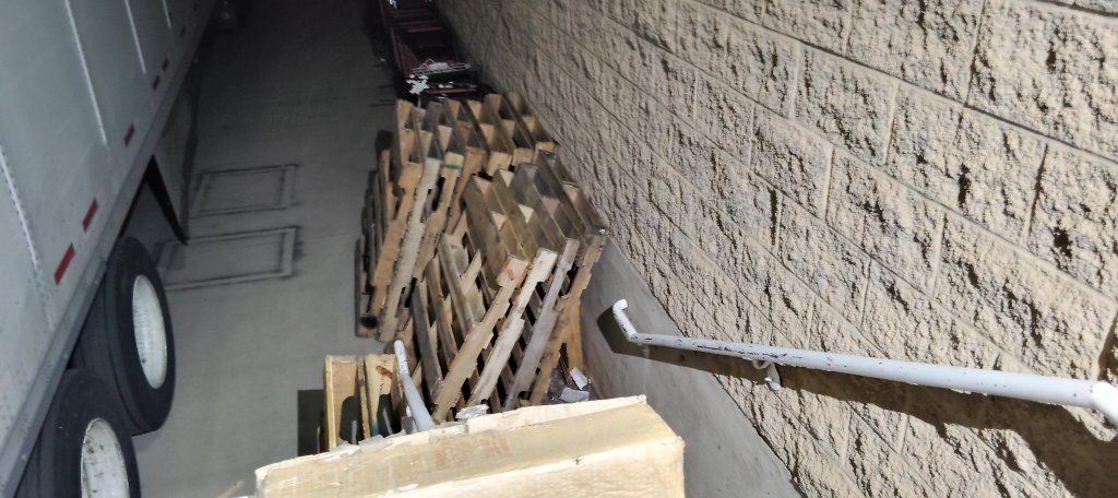 free pallets