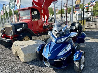 2017 Can-Am Spyder RT Limited