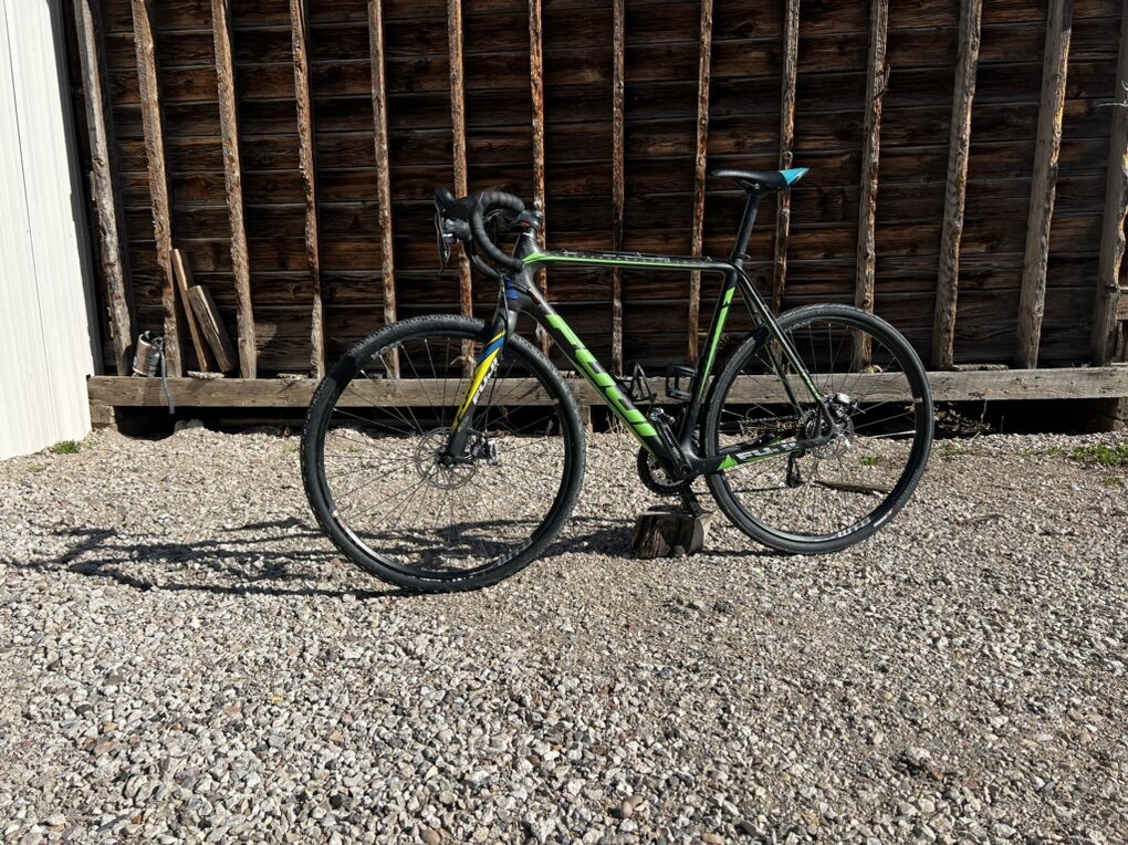 Fuji Altamira CX/Gravel Bike