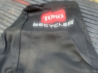 NEW Toro Recycler 60 Volt Electric lawn Mower ***BAG ONLY*** no frame.