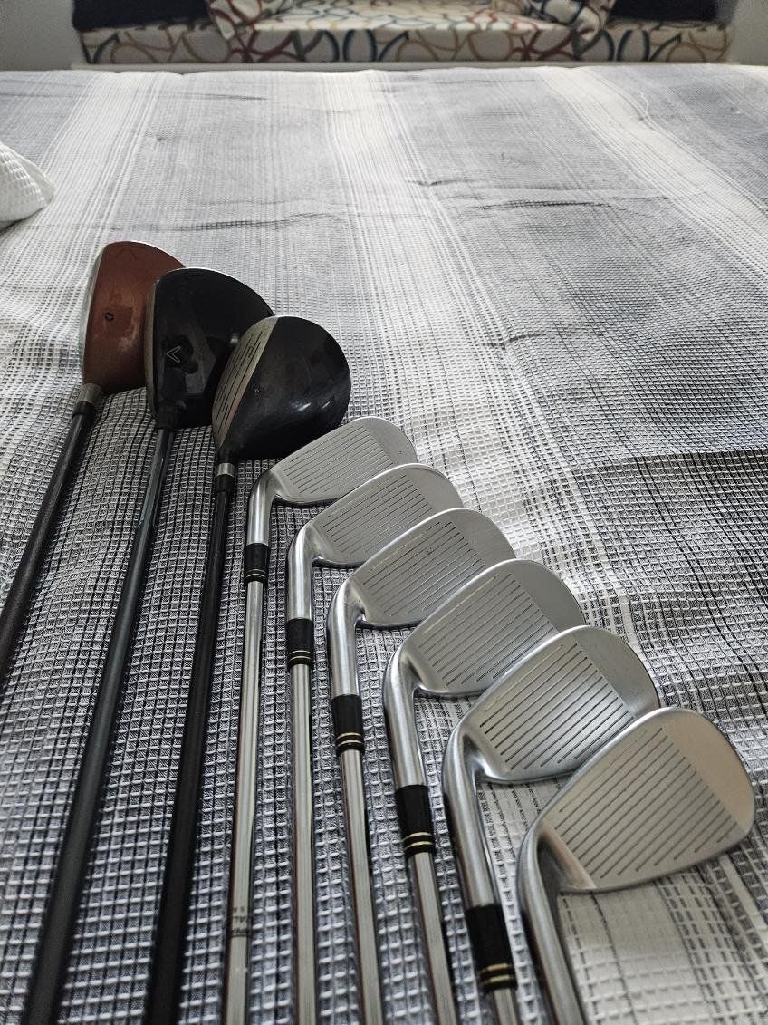 Used TaylorMade Golf Clubs - Full Set with Woods  and Irons - Great for your golf game