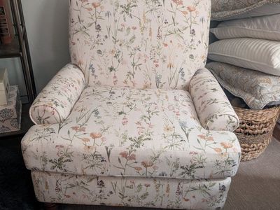 Adorable Chair