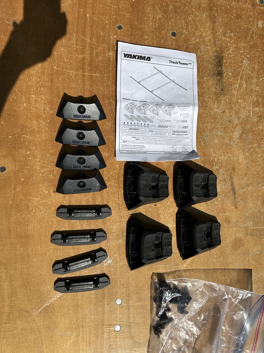 Yakima TrackTower Roof Rack Towers with Hardware Track Tower 4 pack like New