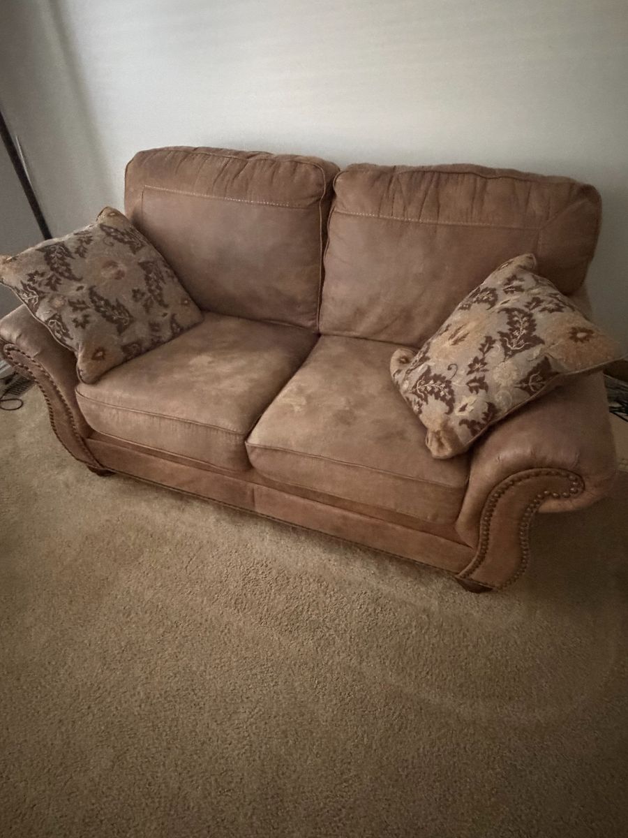 Main image 4