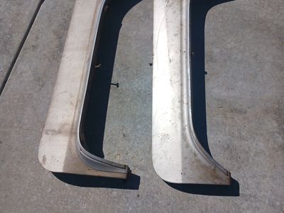 cadillac deville fender skirts