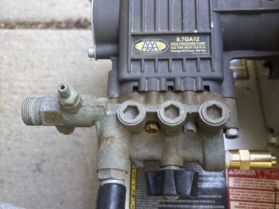 3200 PSI Simpson Triplex adj Pressure & Turbo Tip