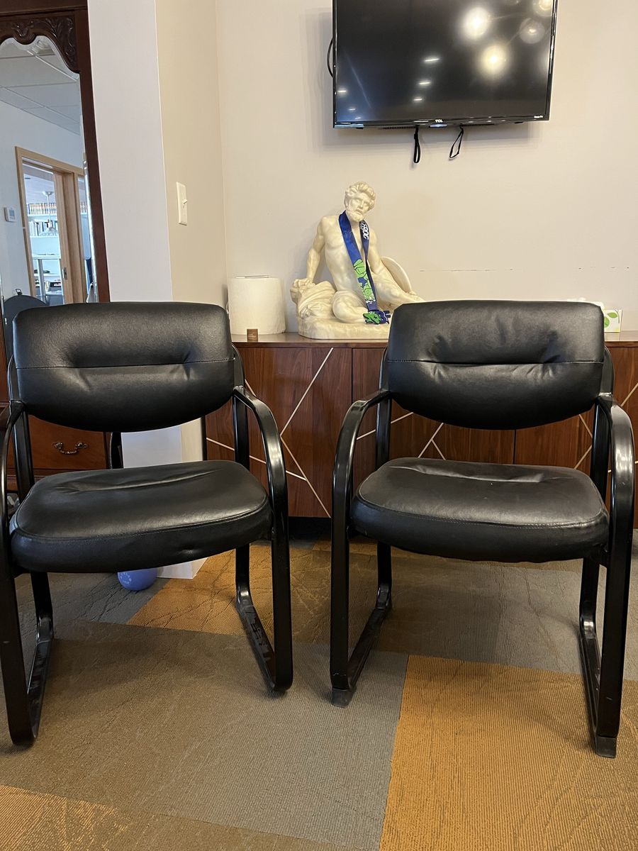 Black chair with arms