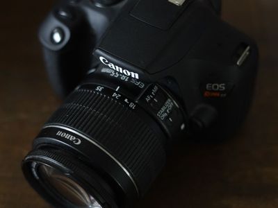 Canon Rebel EOS T7 DSLR camera for beginners