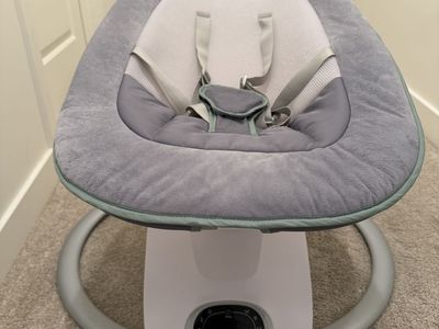Momcozy Chair