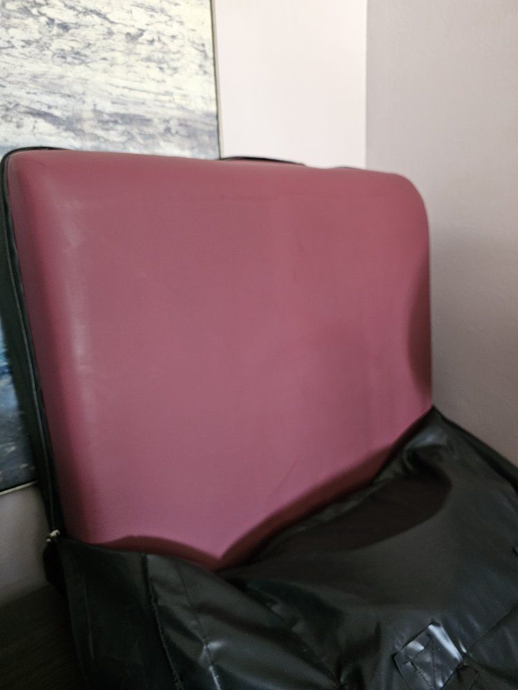 Main image 5