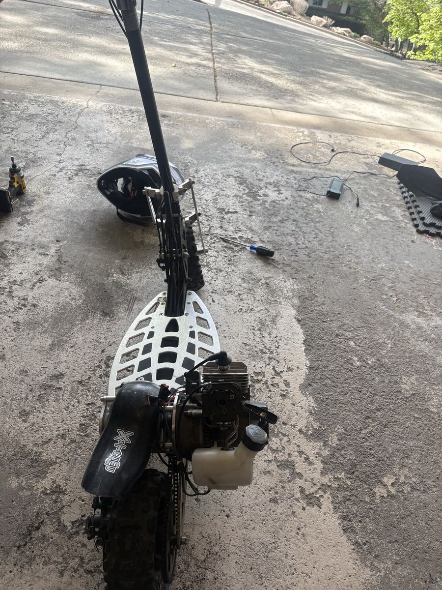 Xtreme 50cc gas scooter