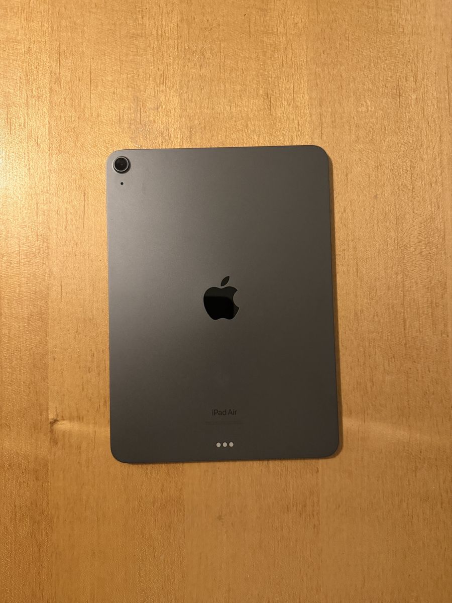 iPad Air (5th gen) with Apple Pencil (2nd gen)