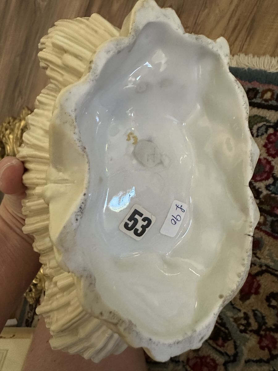 Main image 4