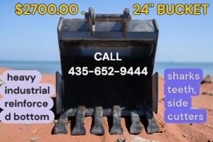 24 Inch Heavy Industrial Excavator Bucket with Sharks Teeth and Reinforced Bottom
