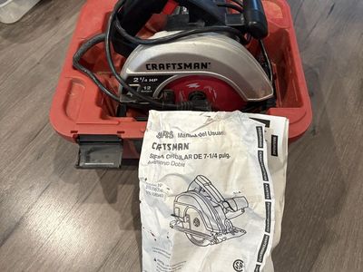 Craftsman Circular Saw with case used