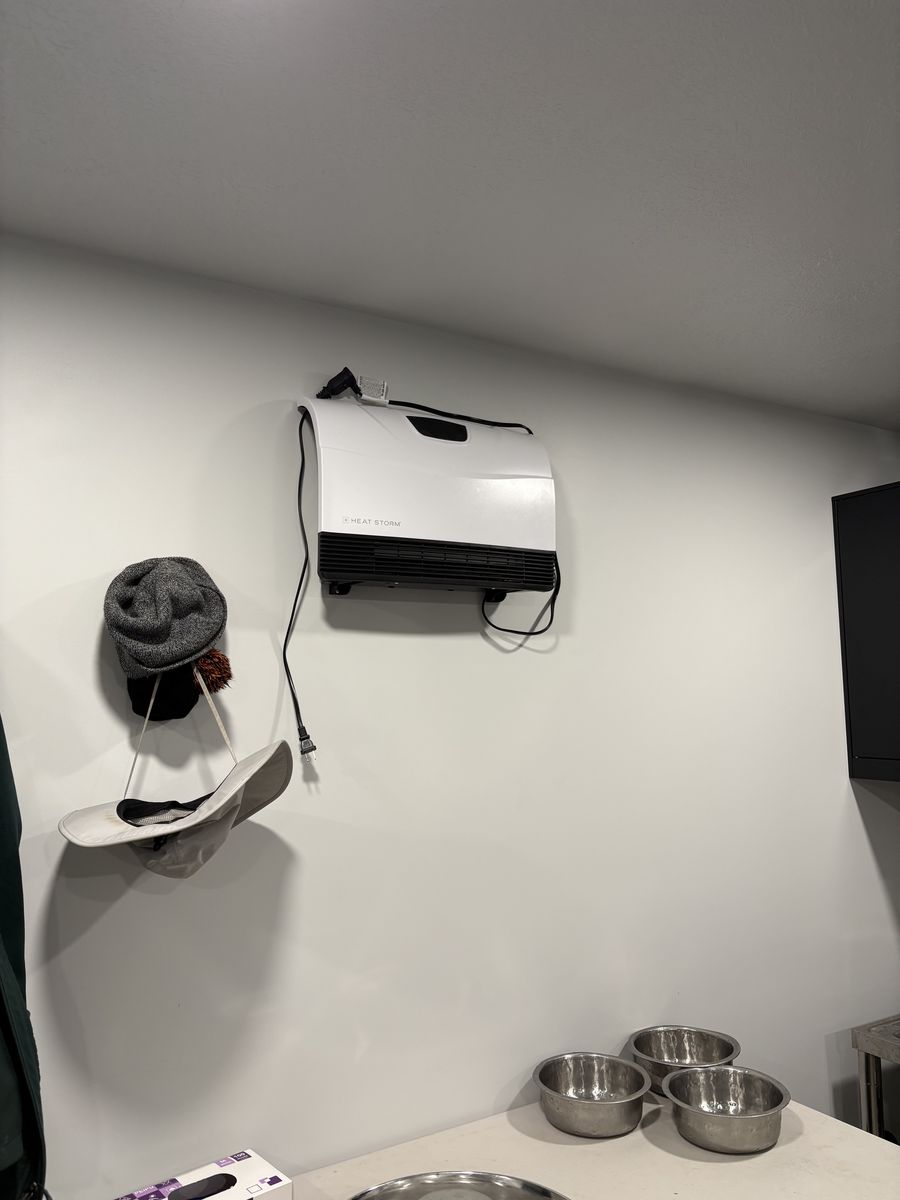 Main image 13
