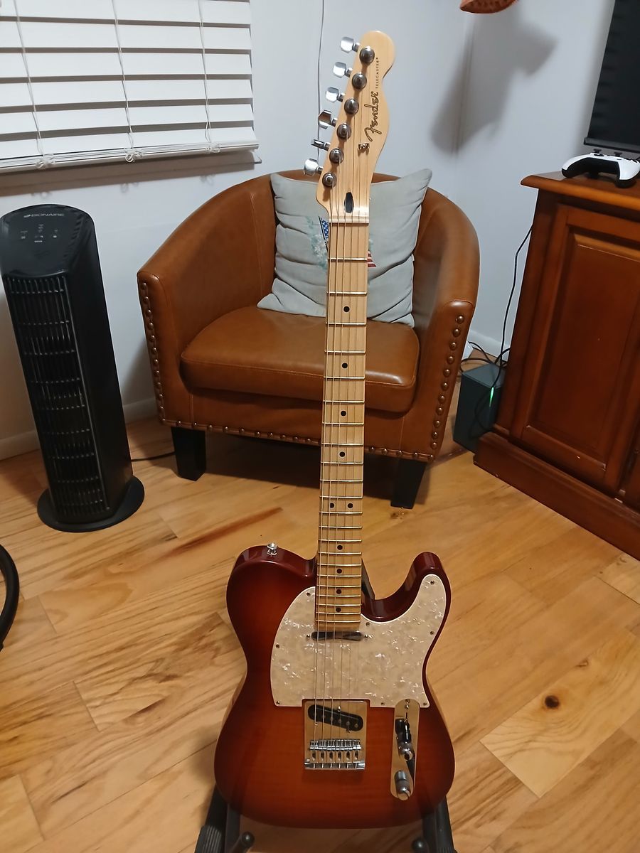 Fender Telecaster Honey Burst $750