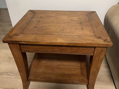 Classic Brown Wood End Table with Storage Shelf and Decorative Accents
