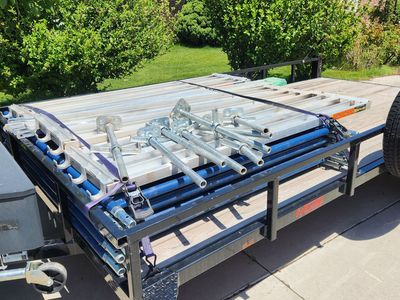 MetalTech Saferstack 5'x7'x6' Mason Scaffold Set w/ Jacks & Aluminum Platforms - Used Once