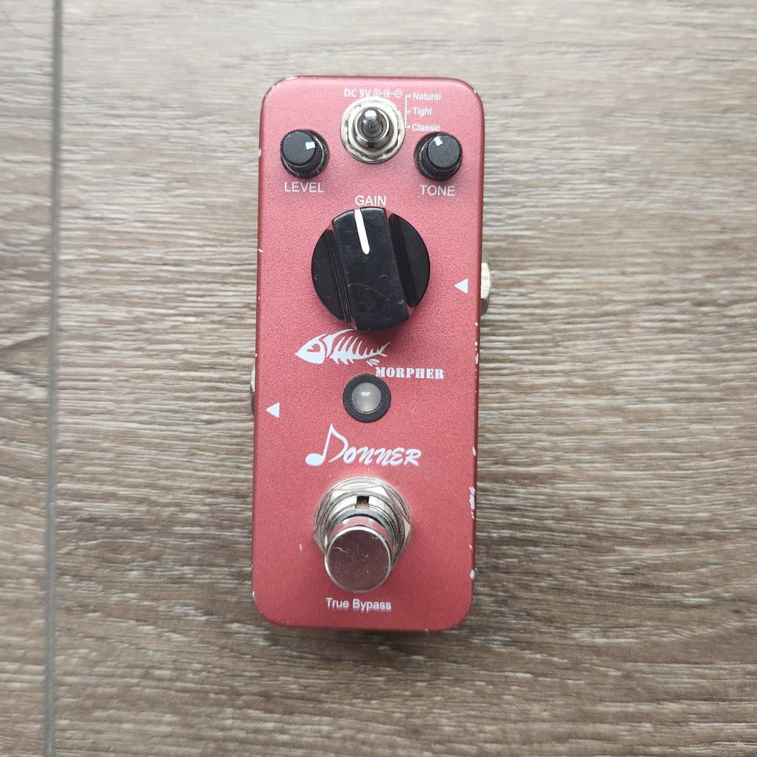 Donner Distortion Pedal
