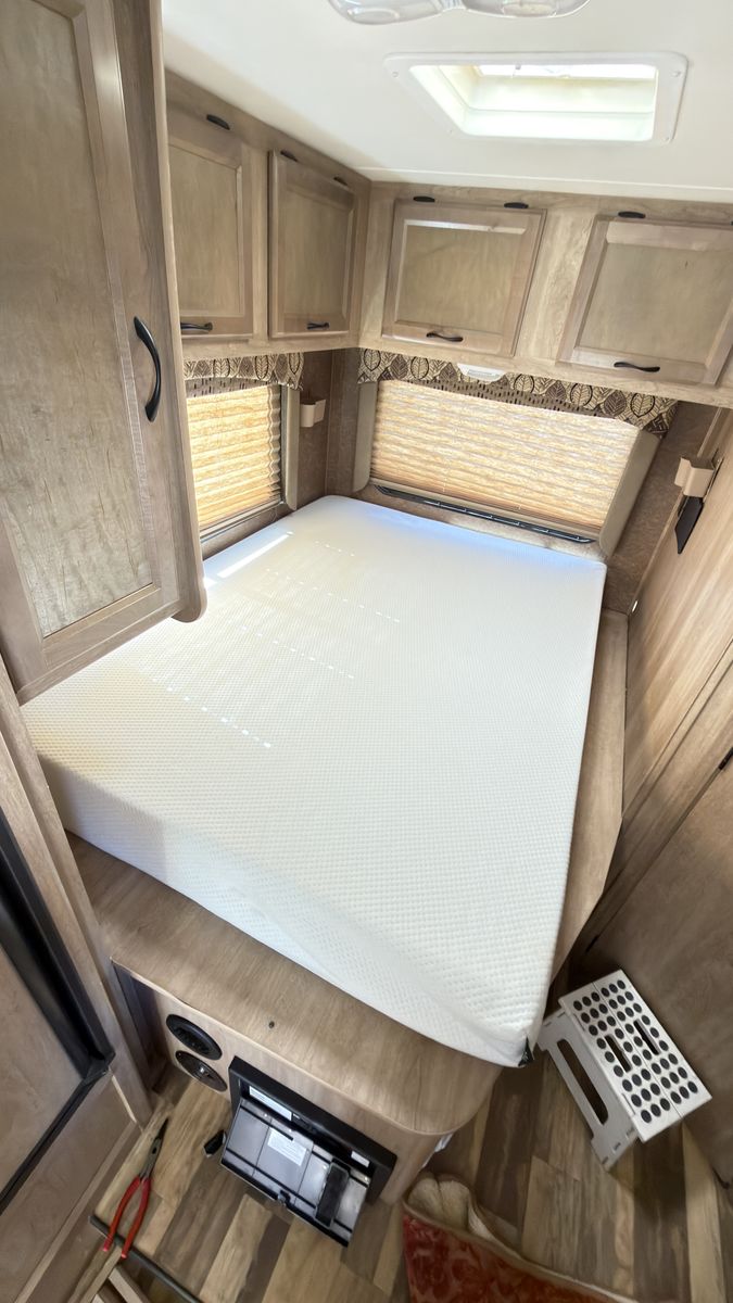 Free memory Foam Mateeas -full Size