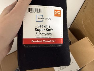 NEW Mainstays Super Soft Pillowcases – 2 Pack – Black – $5