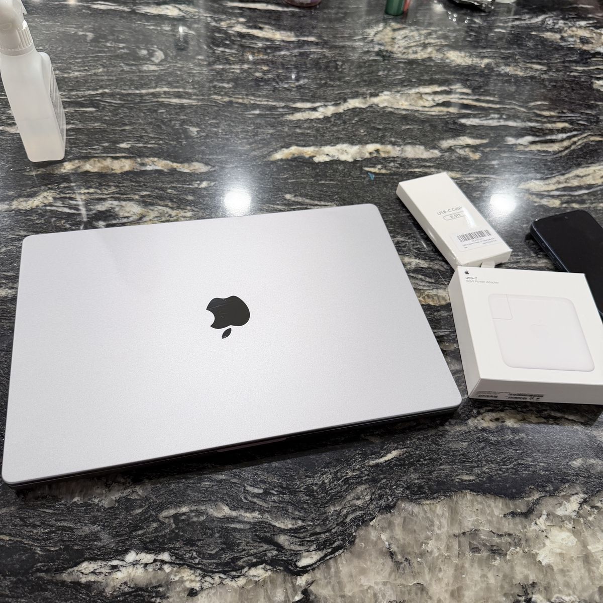 16 Inch Macbook Pro M1 Pro 32gb 1tb Like New