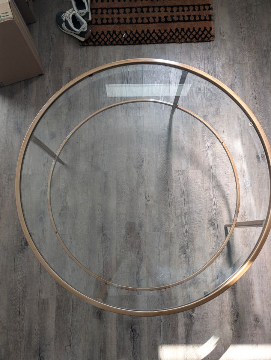 Modern 36" Circular Glass Coffee Table – Clear Views, Zero Stubbed Toes