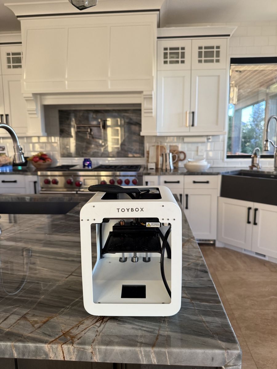 Toybox 3D Printer with Starter Filament Bundle - White, Used