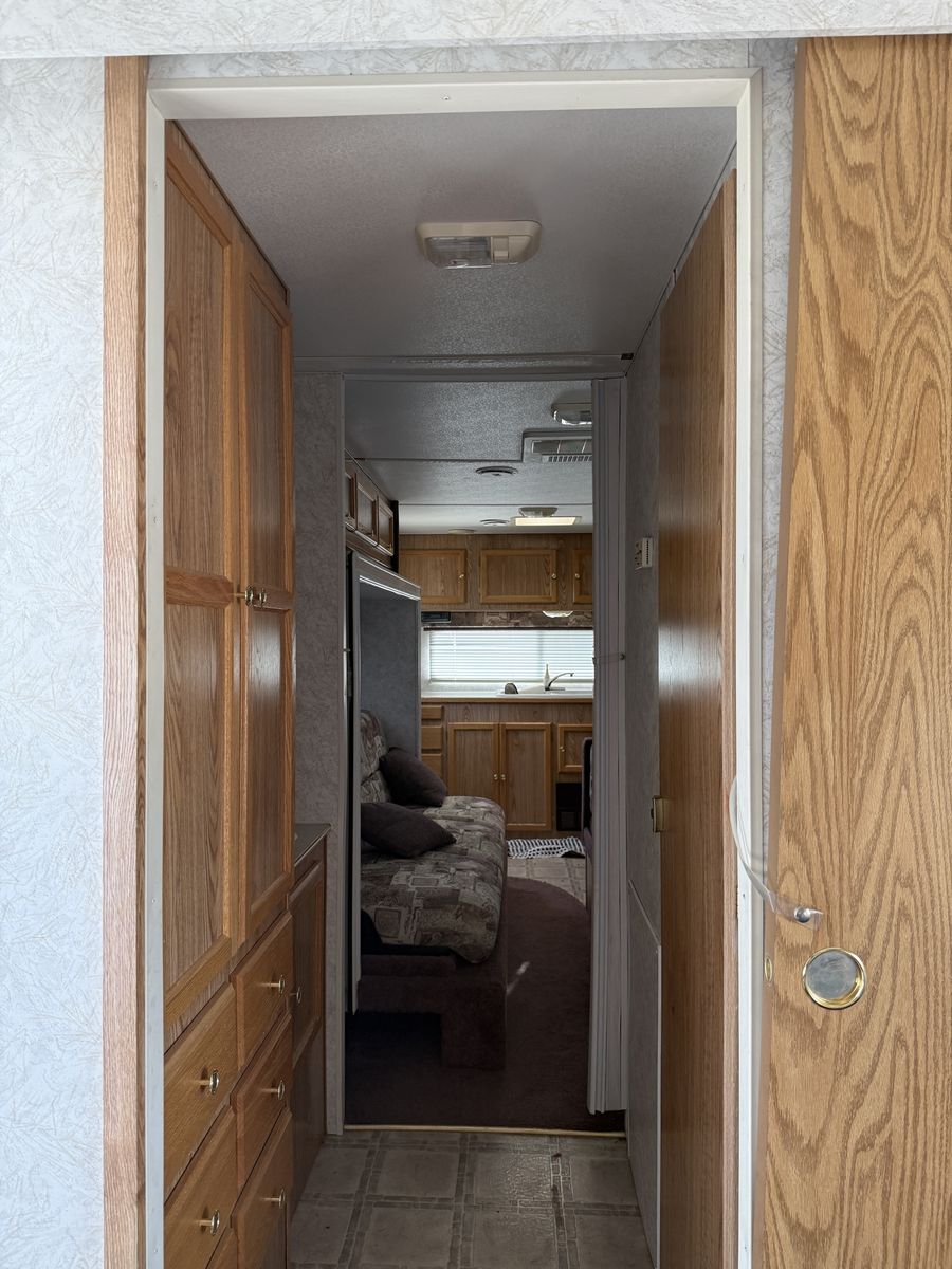 Main image 7