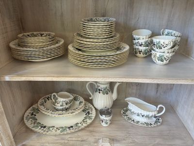 Royal Worcester Lavinia China Set (Blackberry Pattern) Serves 8