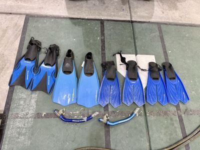 U.S. Divers PowerFlex & MOFLEX Snorkel Fins - Various Sizes, Blue/Black - 4 Pairs of snorkel fins & 2 Snorkel mouthpieces