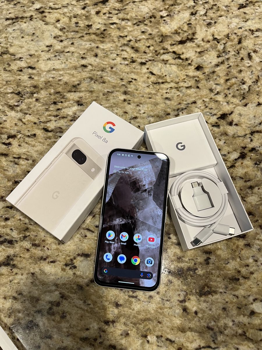 Google Pixel 8a (Unlocked) – Like New 128GB Porcelain White w/ Box & Cables