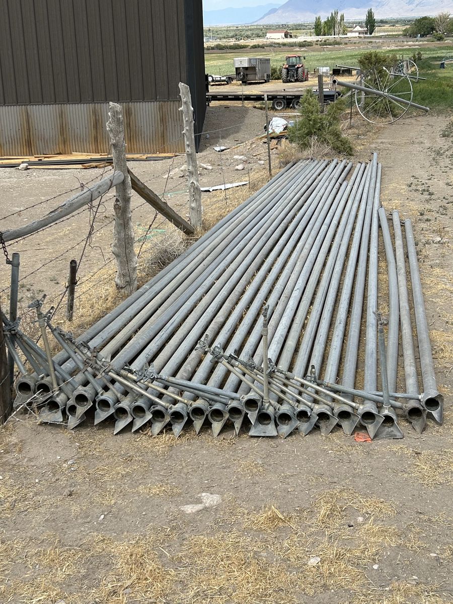 Hook & Latch Irrgation Pipe For Sale