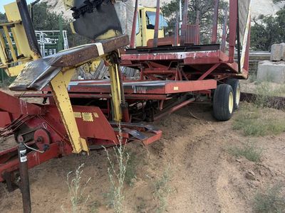 New holland bale wagon