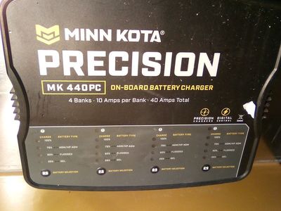 Minn Kota Precision MK 440PC 4-Bank Boat Battery Charger