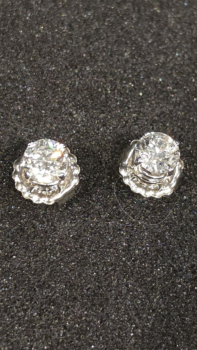 GIA CERTIFIED 2.00ctw Diamond Stud Earrings (D Color, 14K White Gold)