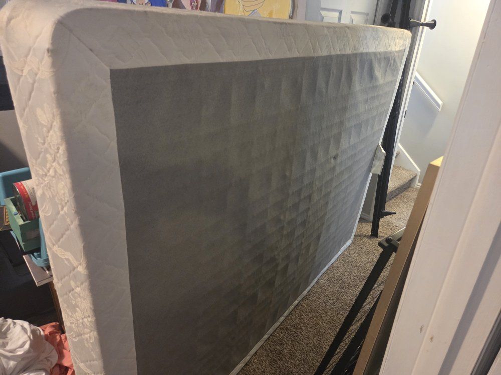 free queen box spring