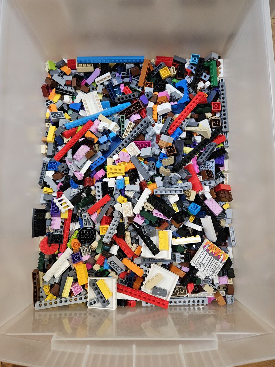 LEGO Miscellaneous Brick Pieces