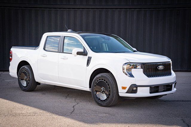 2025 Ford Maverick Lobo