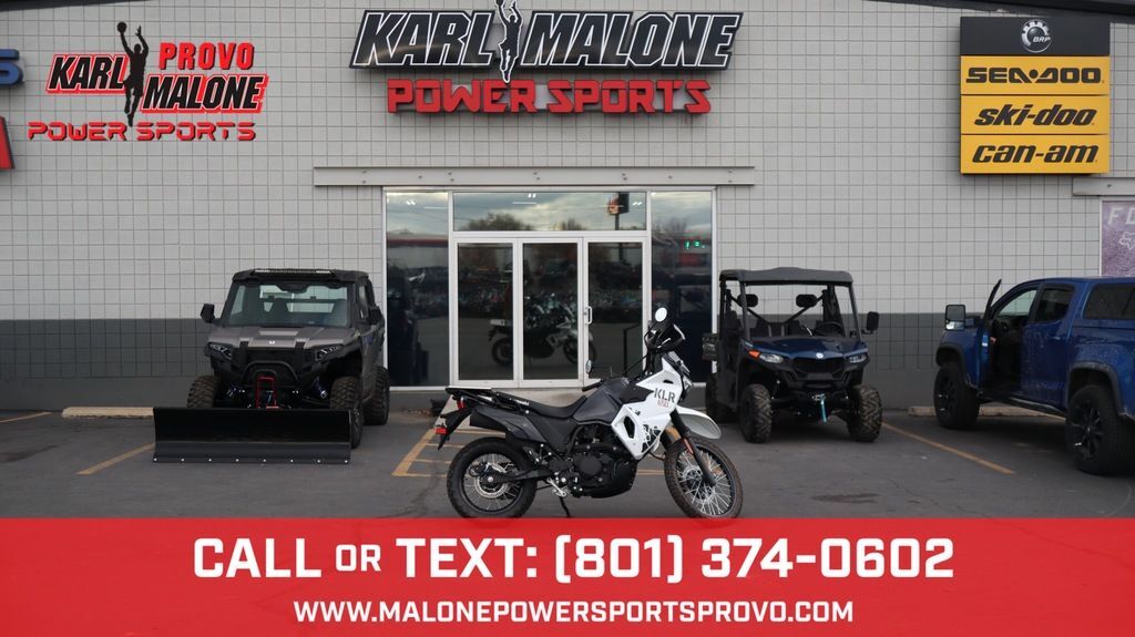 2025 Kawasaki KLR®650 S Pearl Crystal White/Metall