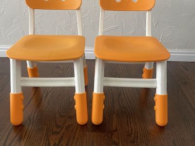 Chairs kids adjustable height