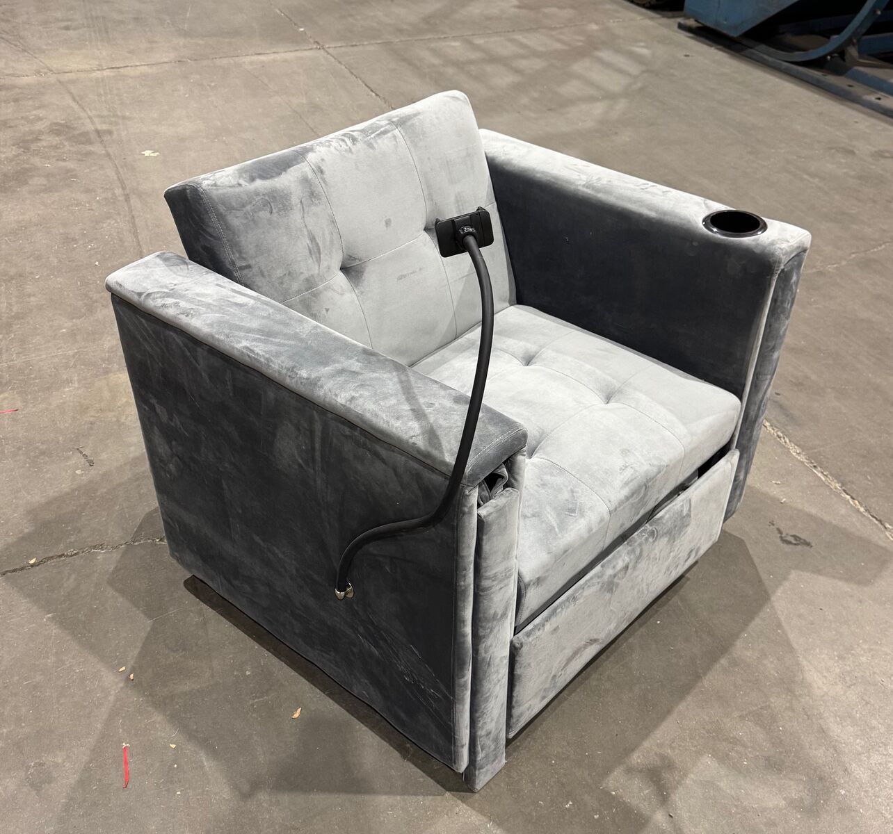 Fun Chair, Reader Sleeper Sleep Chair w Table and iPhone holder