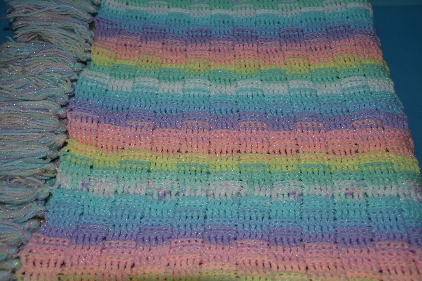 BEAUTIFUL NEW HANDMADE "BASKET WEAVE" BABY BLANKET ~ 36" x 32" ~ NEVER USED ~ CLEAN!