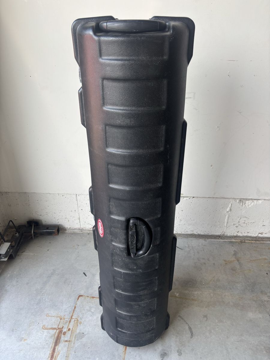 SKB hard golf travel case