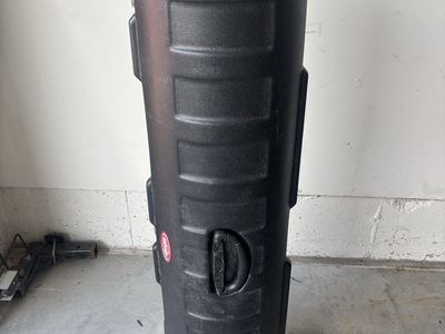 SKB hard golf travel case