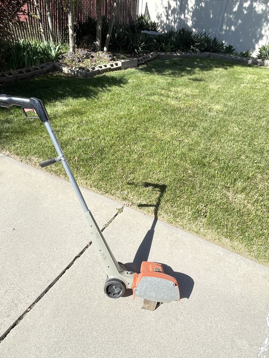 Lawn Edger