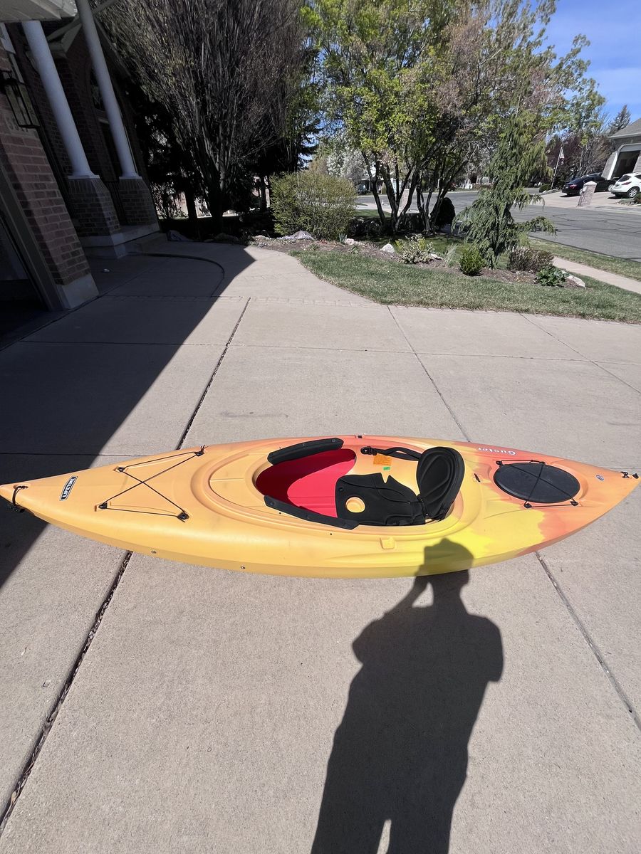 Lifetime Guster Kayak